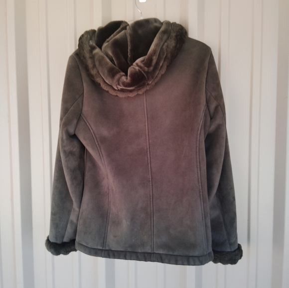 Women's Esprit Faux Suede Faux Fur Avocado Green Jacket Coat Size Medium - Picture 9 of 16